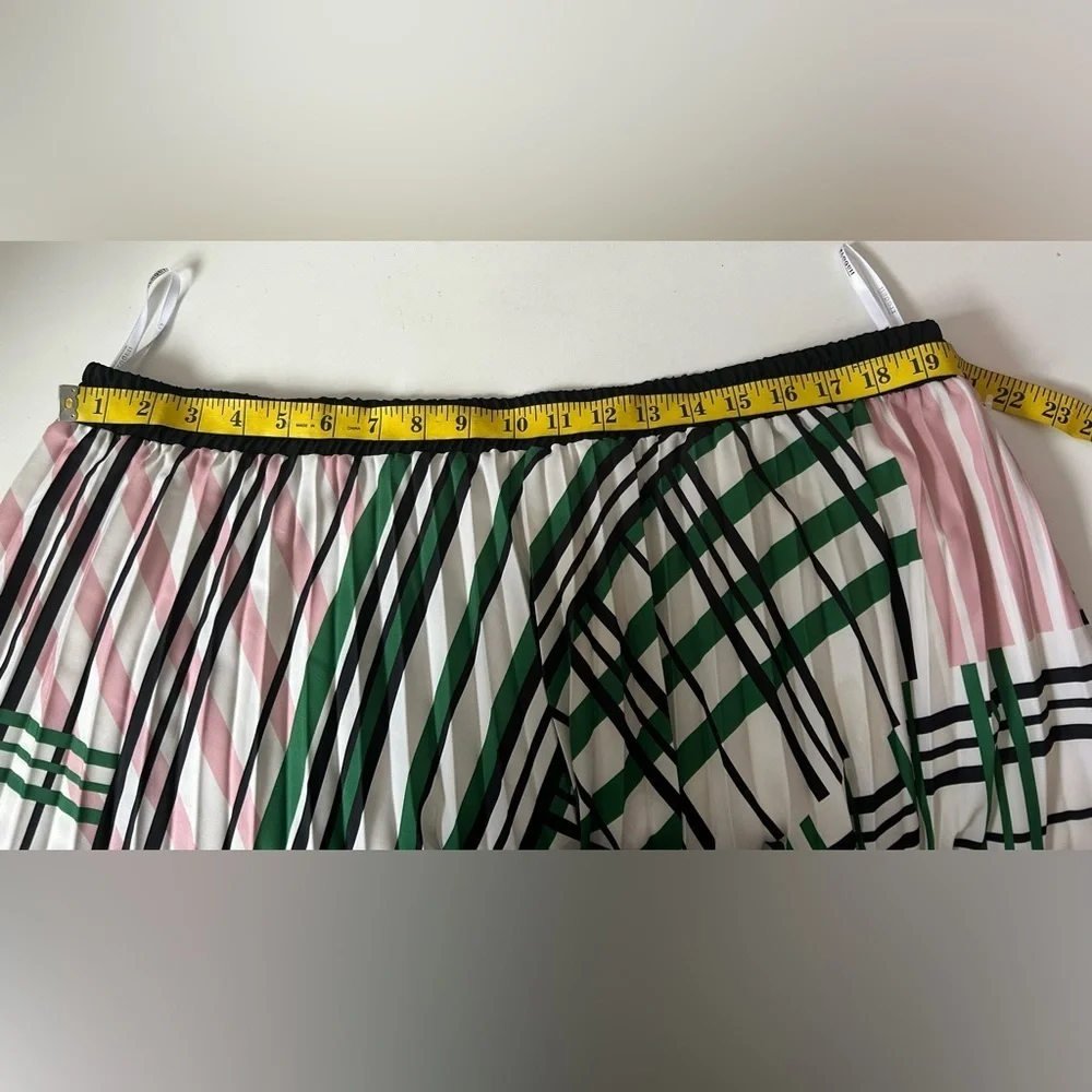 ELOQUII ABSTRACT PRINT PLEATED MIDI SKIRT 22/24 FULLY LINED, ELASTICATED WAIST